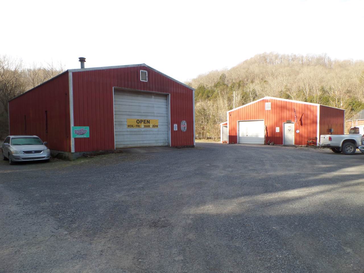 138 Doe Creek Ln - Photo 1