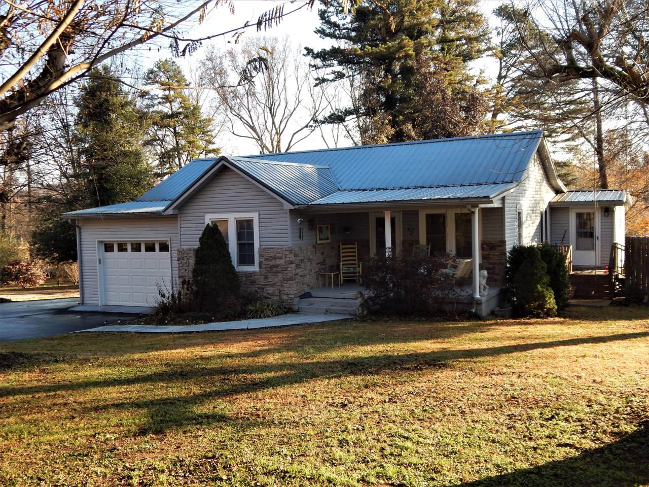 841 Collinwood Hwy. - Photo 1