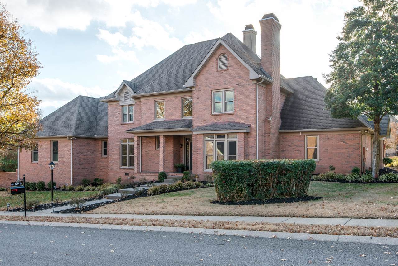 129 N Country Club Dr - Photo 1