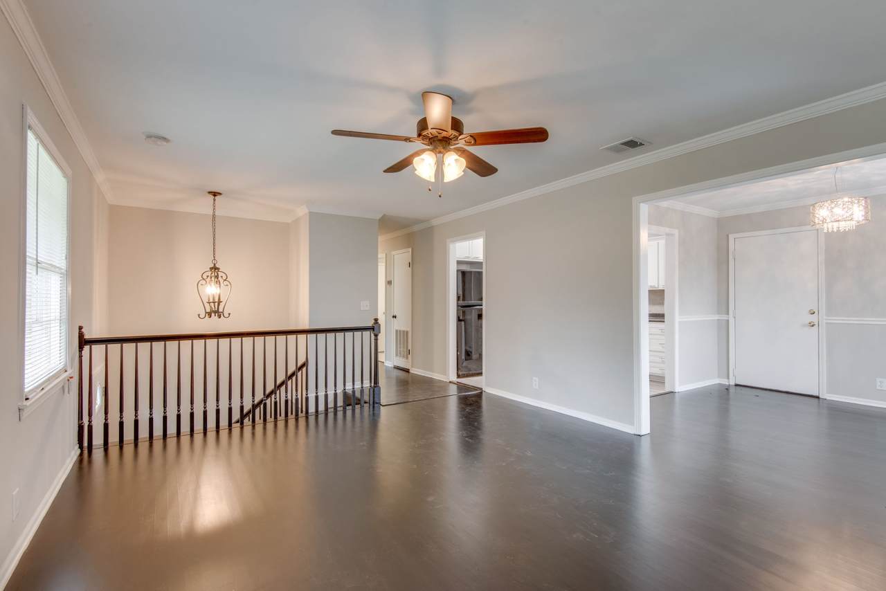 2912 Kinwood Dr - Photo 1