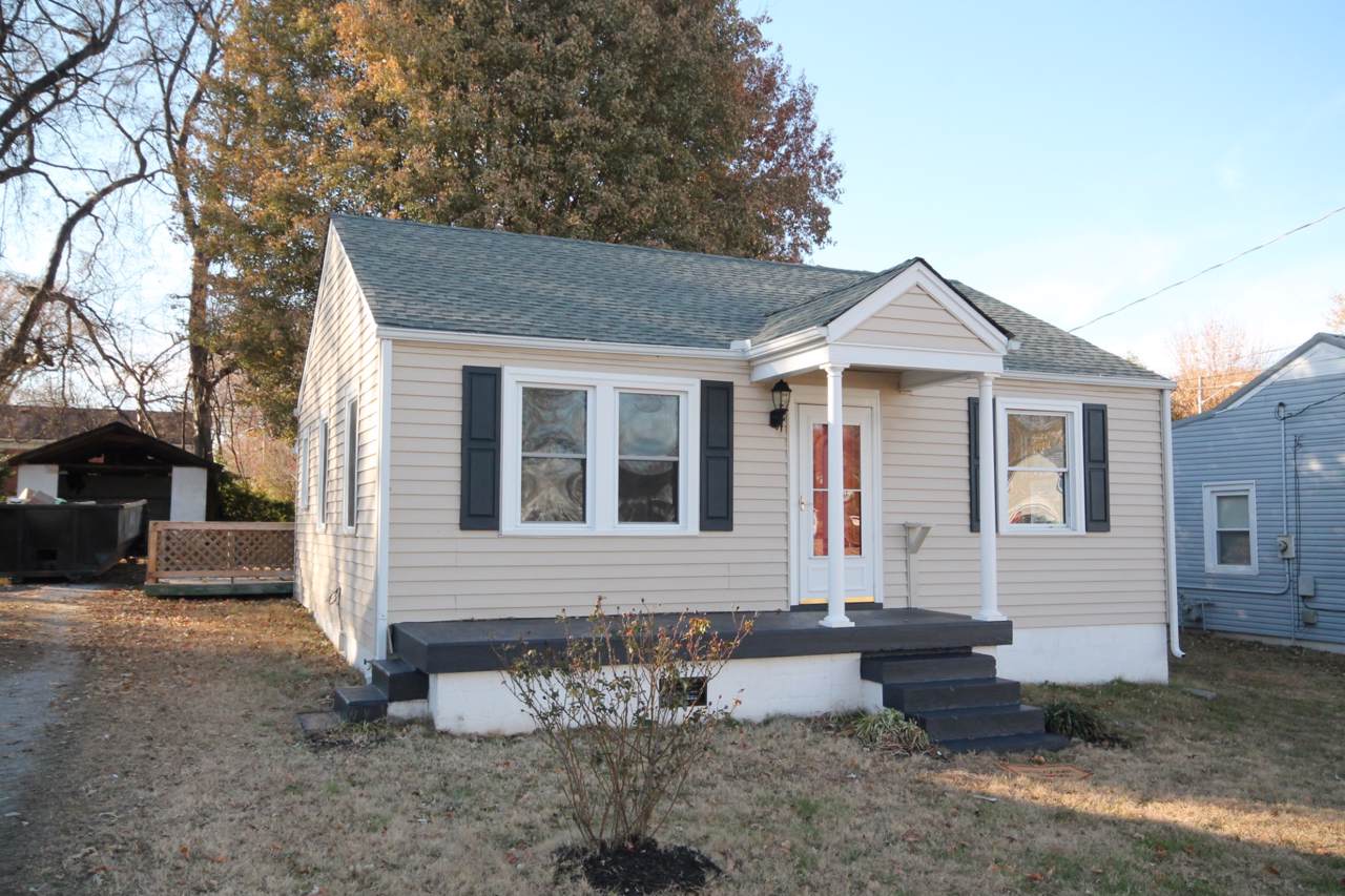 1902 Paul Dr - Photo 1