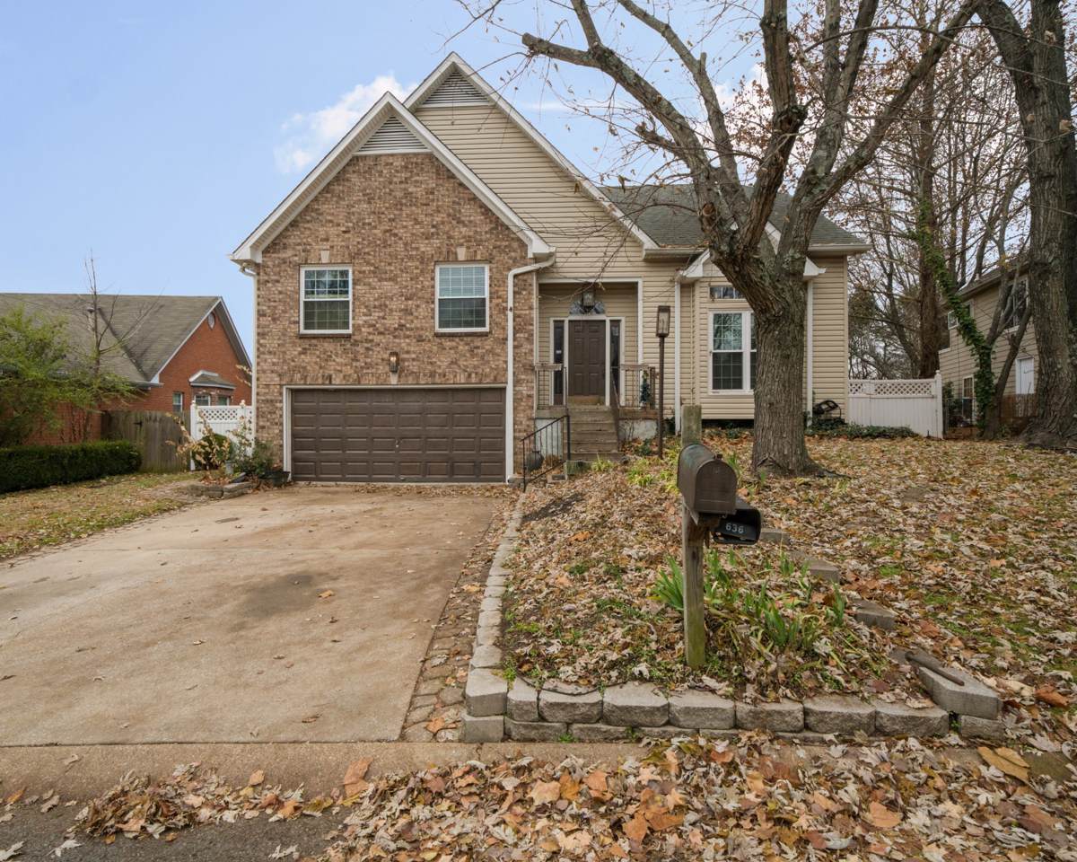 636 Rocky Mountain Pkwy - Photo 1