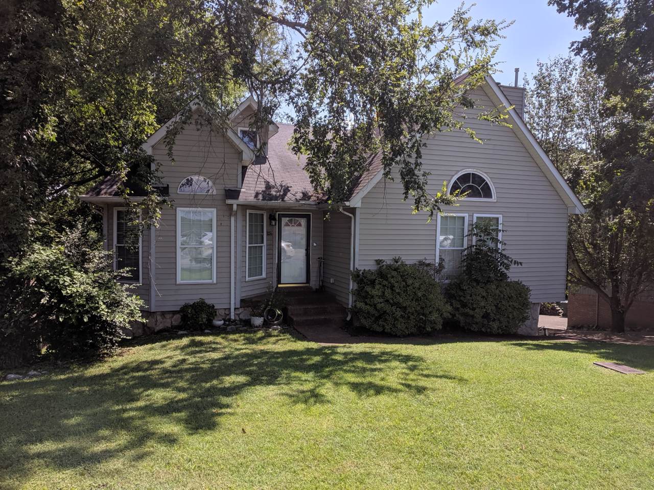 3256 E Lake Dr - Photo 1