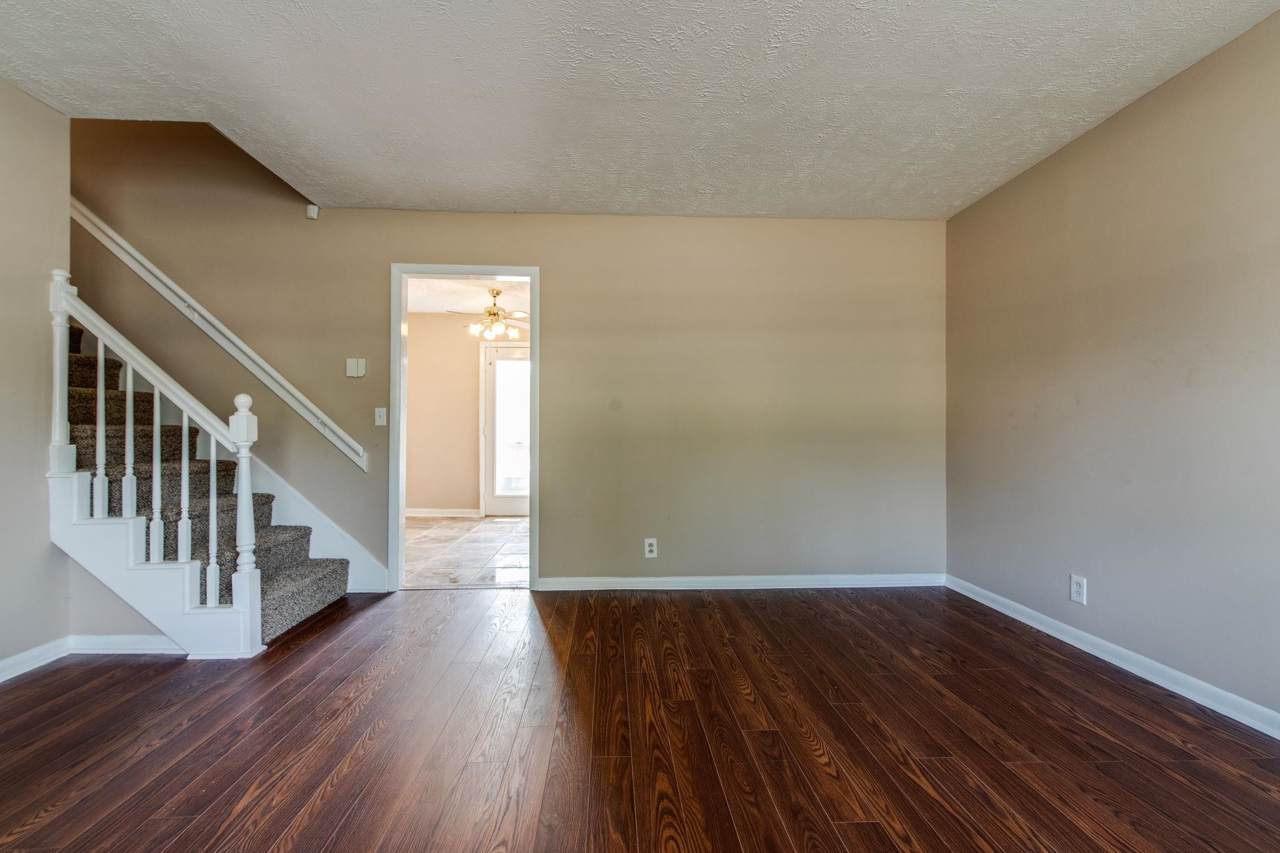 463 Belinda Pkwy - Photo 1