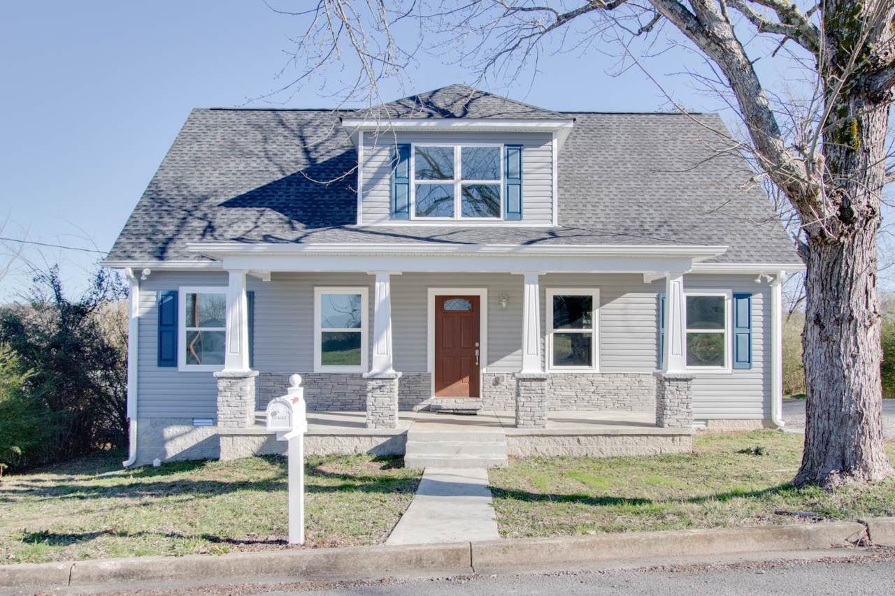 201 Church Street S - Photo 1