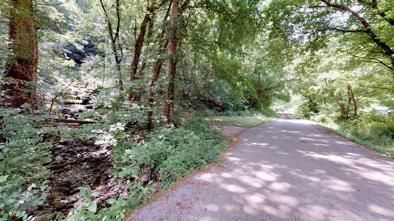 7795 Burks Hollow Rd - Photo 1
