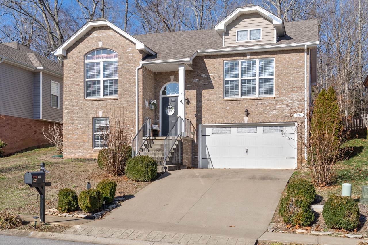 637 Hidden Valley Dr - Photo 1