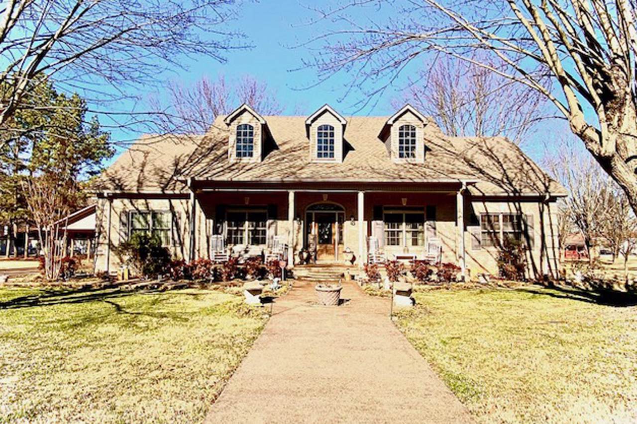 310 Austin Dr - Photo 1