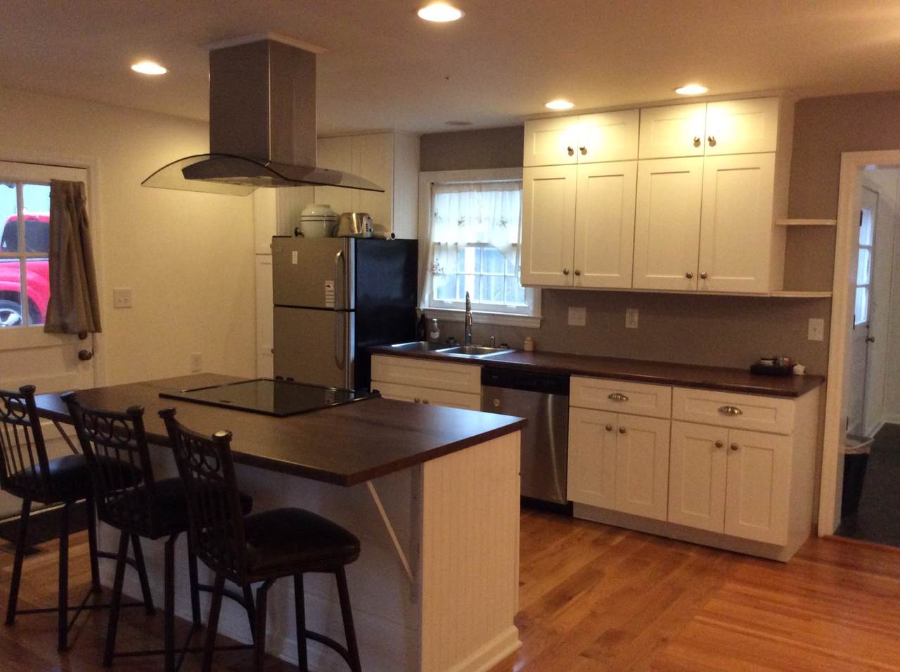 1335 Cardinal Ave - Photo 1