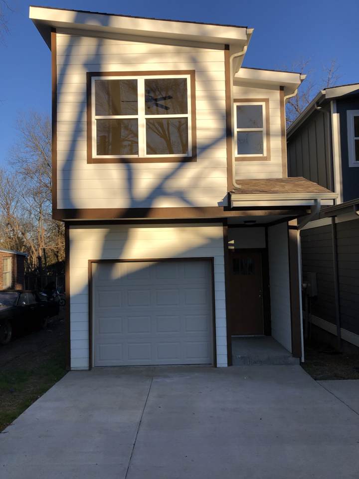 2408B Middle - Photo 1