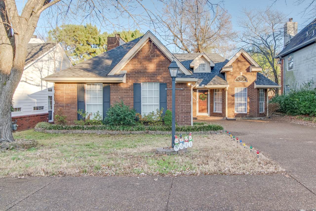 3124 Lake Dr - Photo 1