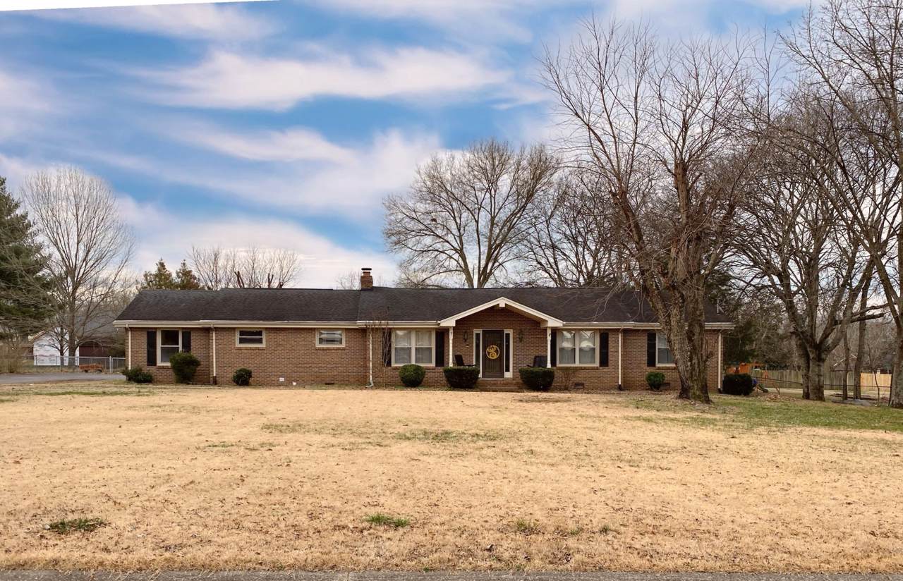 1124 Douglas Pl - Photo 1