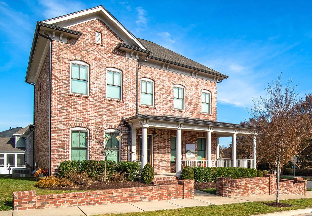 1802 Championship Blvd - Photo 1