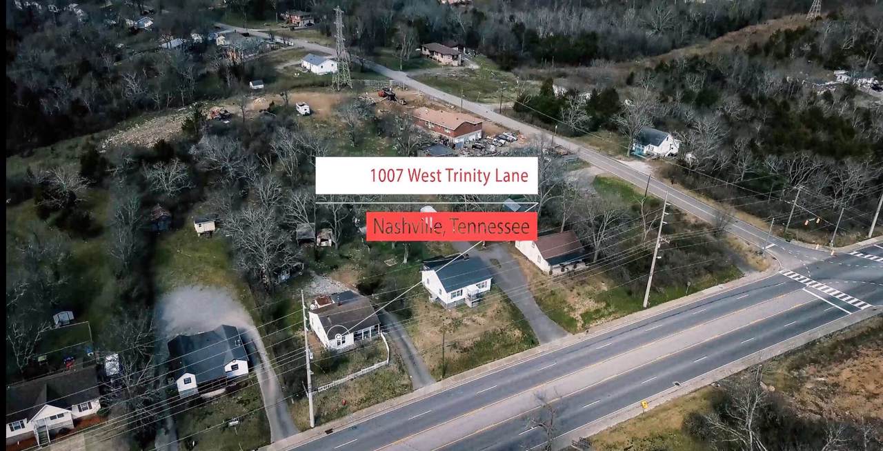 1007 W Trinity Ln - Photo 1