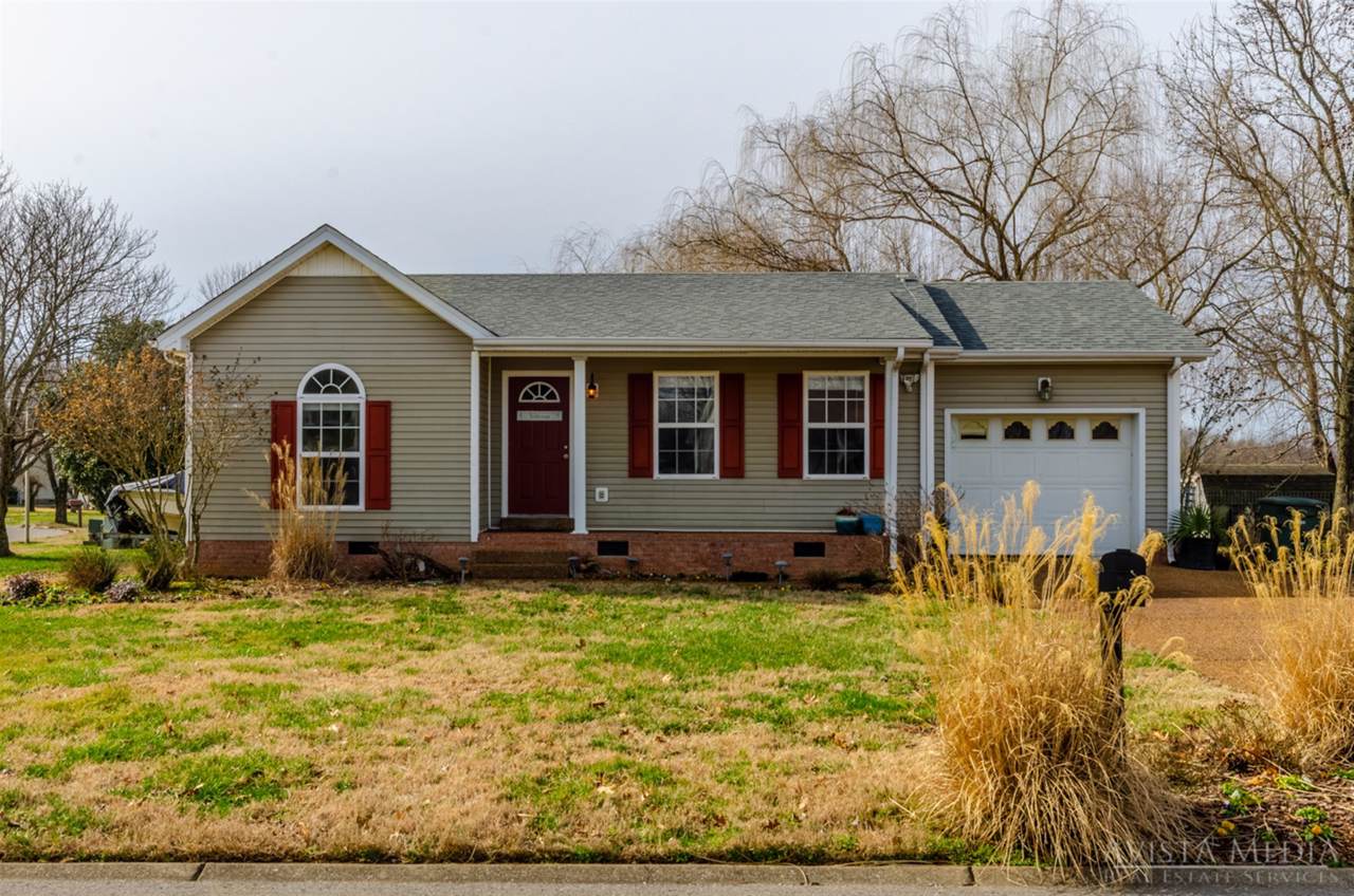 109 Bonnie Drive - Photo 1
