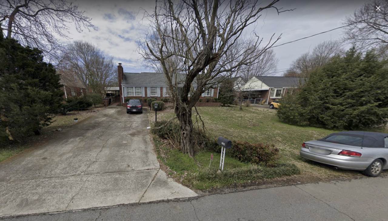 1504 Wayne Dr - Photo 1
