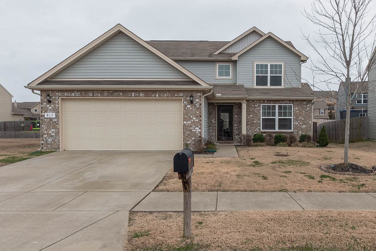 813 Old Pecan Ln - Photo 1
