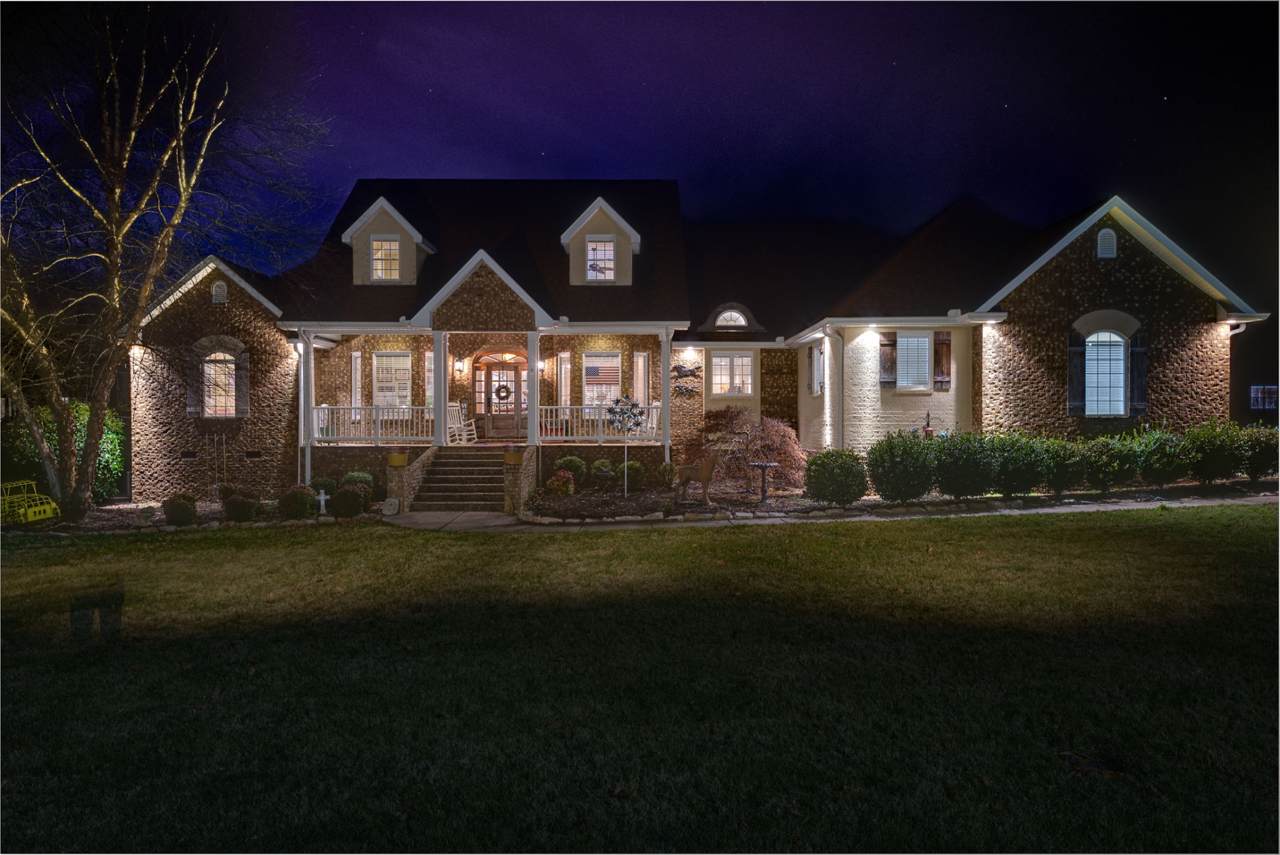 102 Highpoint Blvd - Photo 1