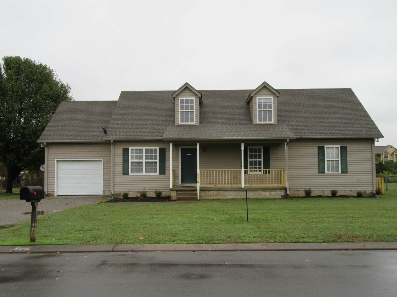 2041 Holbeach Dr - Photo 1