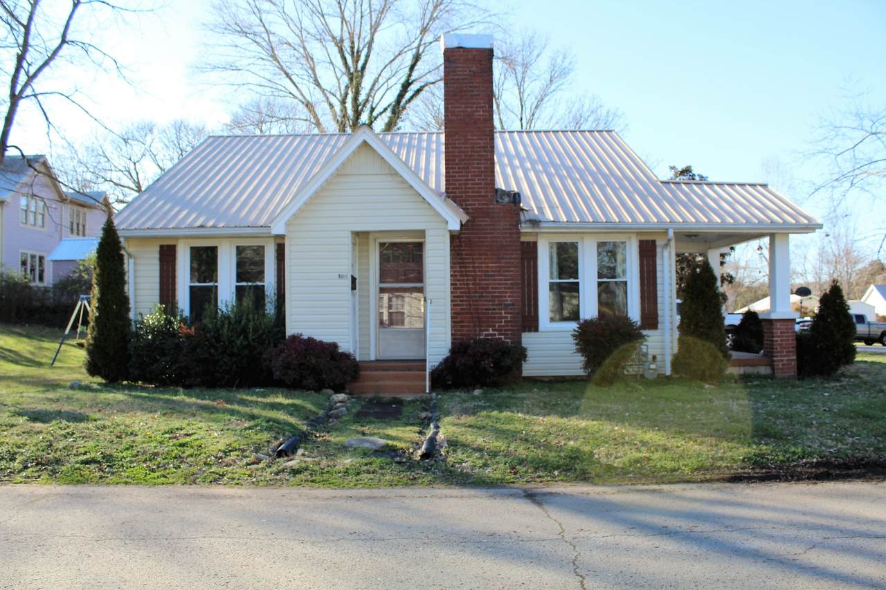 105 Spring Ave - Photo 1