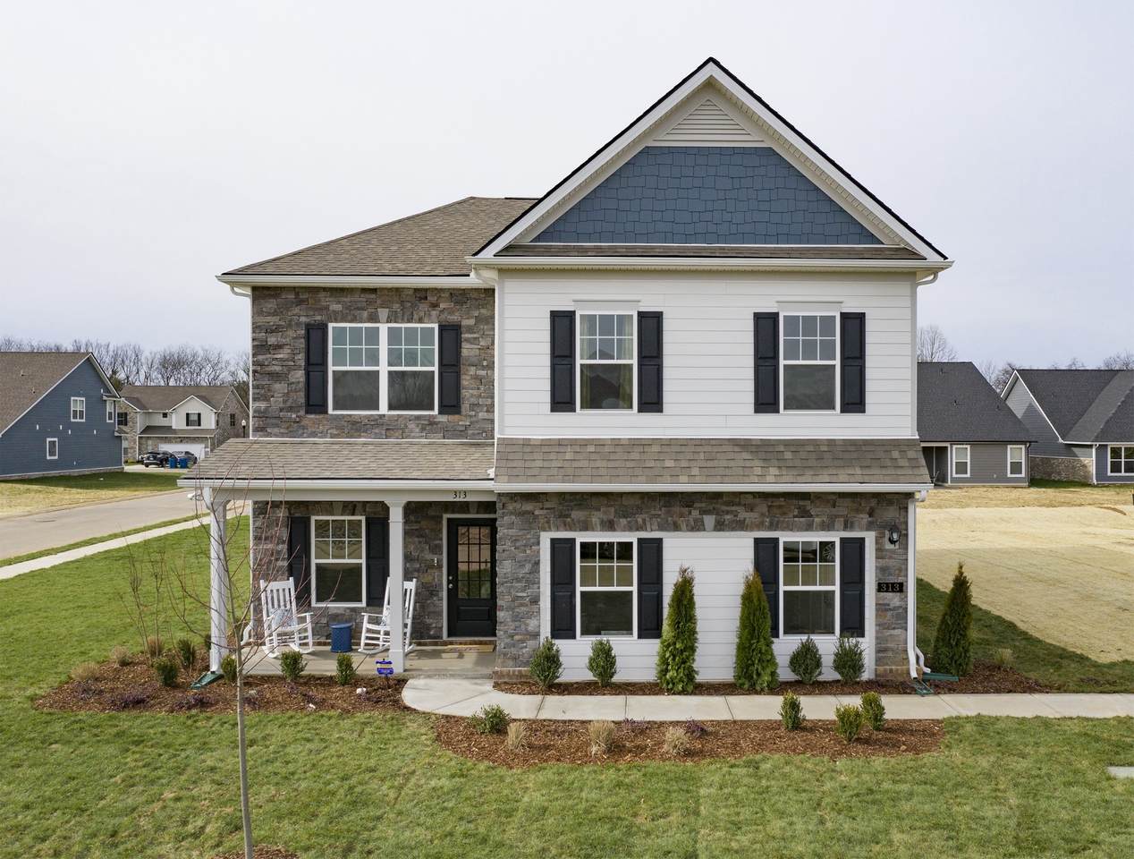 673 Welty Lane - Photo 1