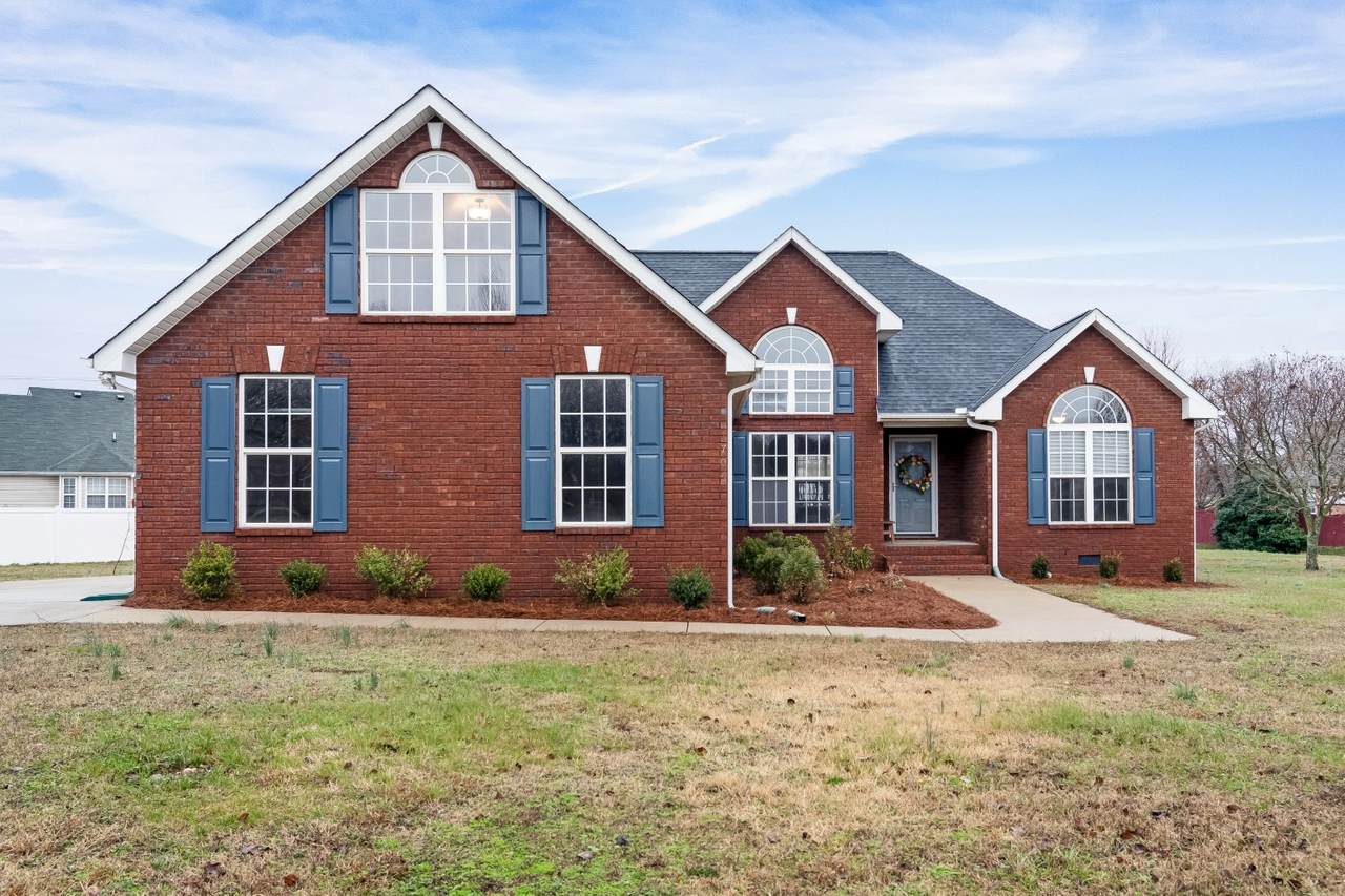 1705 Katelyn Ct - Photo 1
