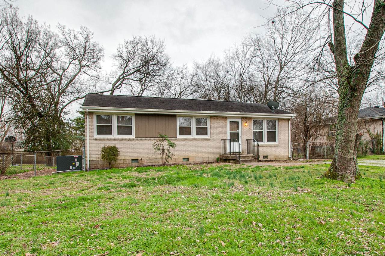 219 Cedar Dr - Photo 1