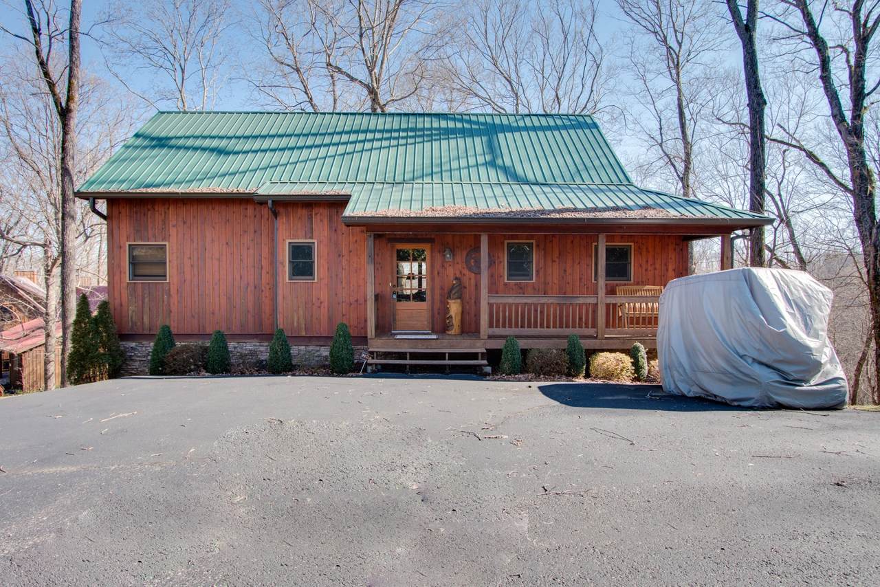 134 Village Way - Photo 1