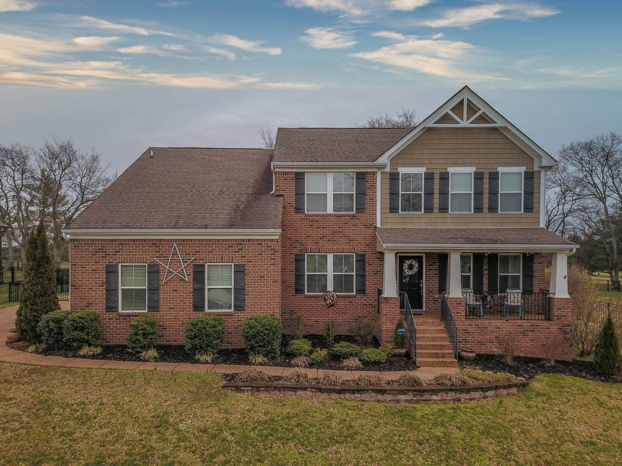 432 Fannis Cir - Photo 1