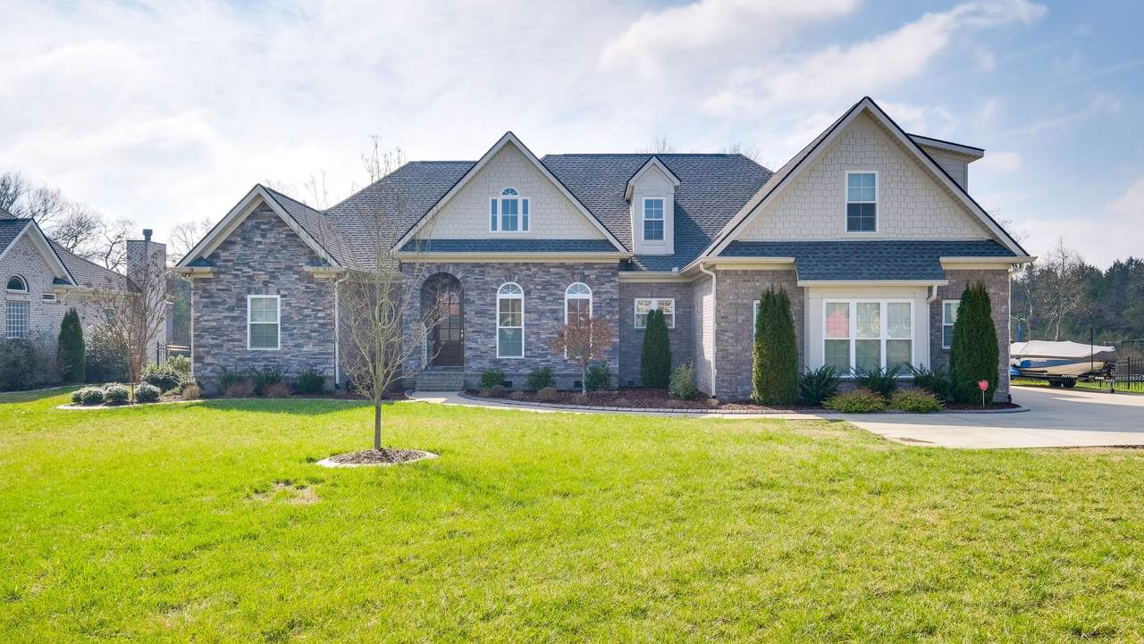 1146 Compton Rd - Photo 1