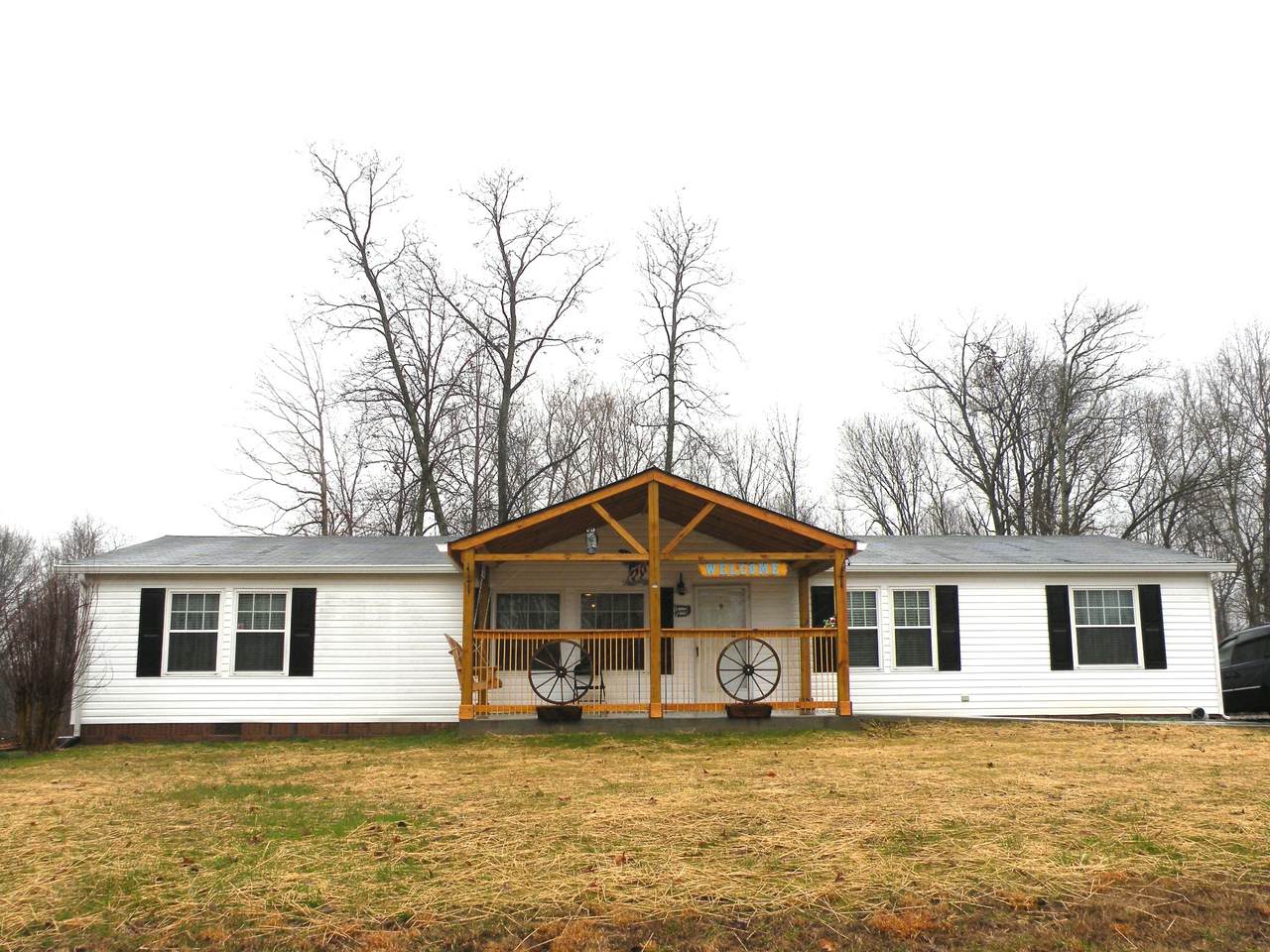1023 Phillip Dr - Photo 1