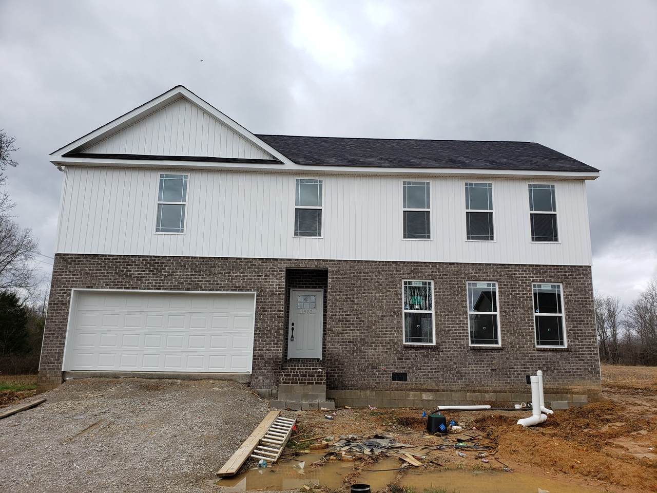 1573 Wingfoot Ct - Photo 1