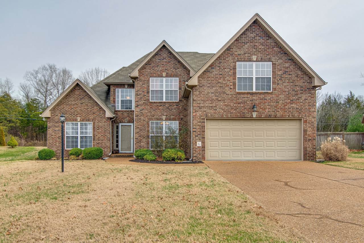 303 Juno Ct - Photo 1