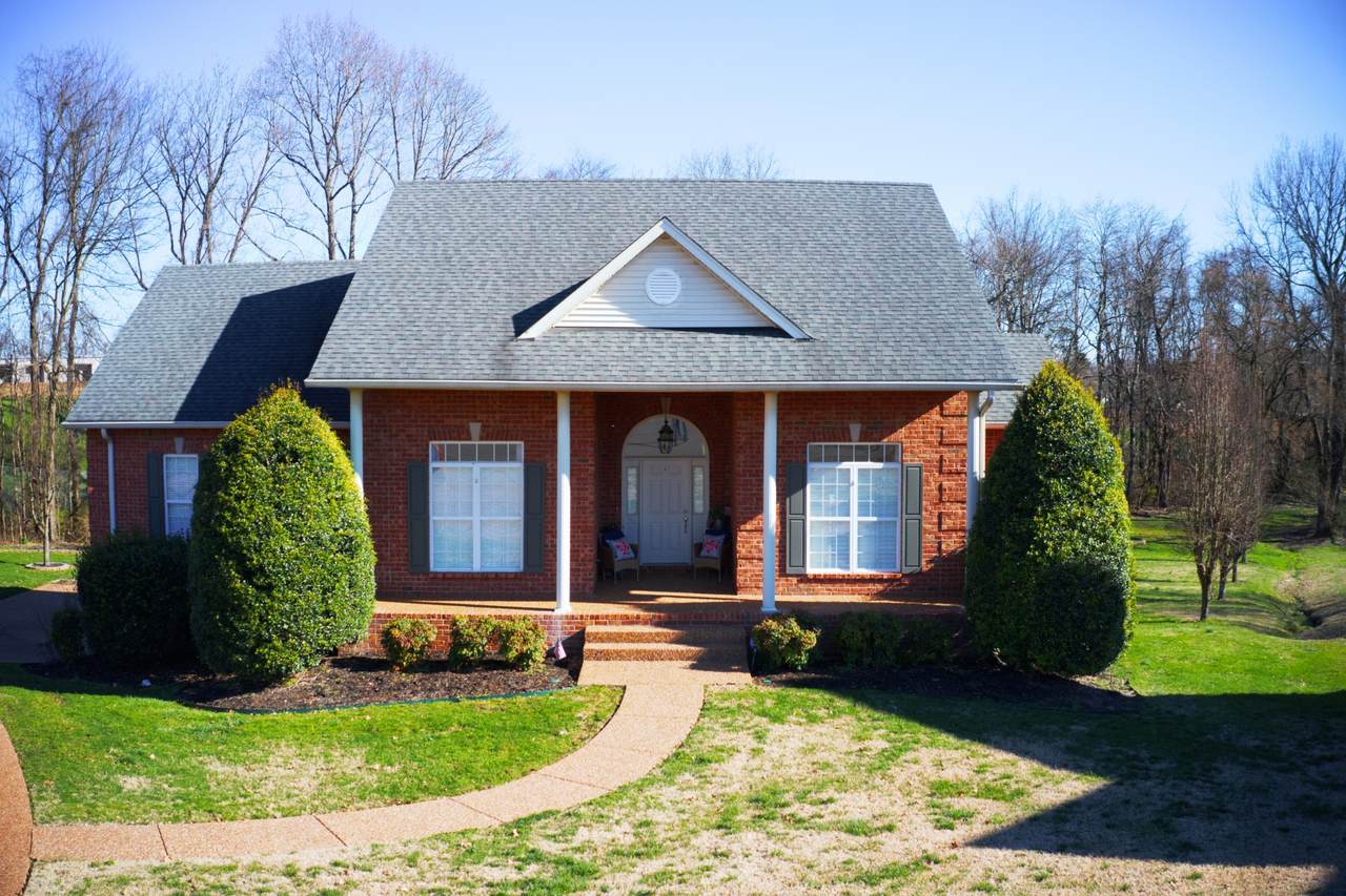 804 Copperfield Ct - Photo 1