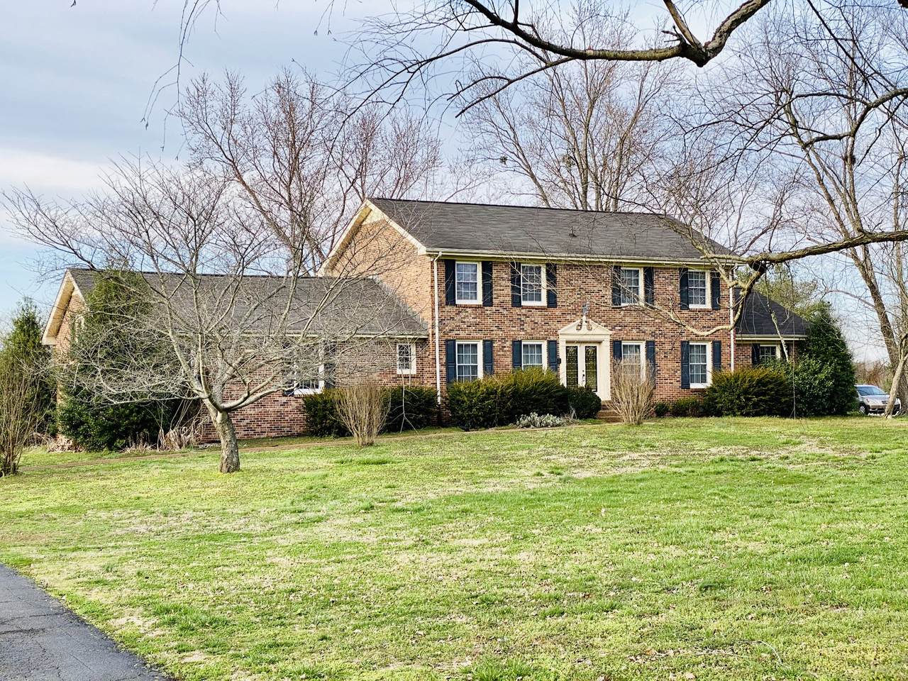 2302 Henpeck Ln - Photo 1
