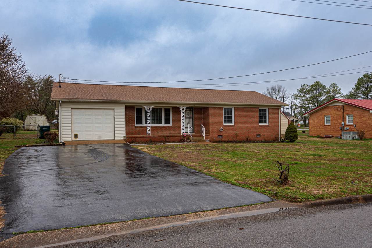 1203 Carroll Dr - Photo 1