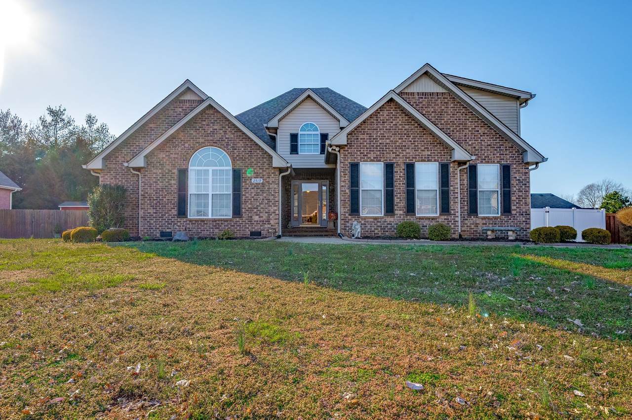 2519 Mission Ridge Dr - Photo 1