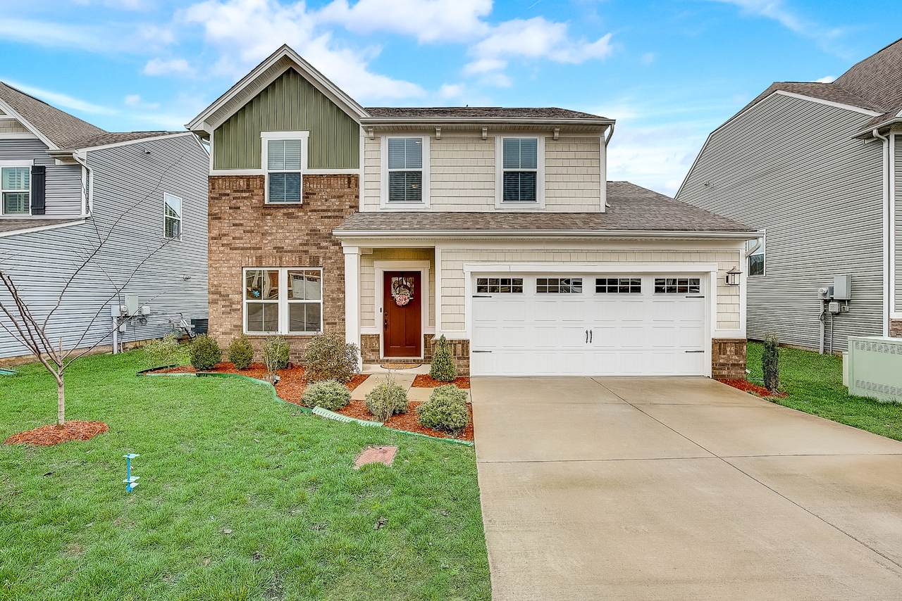 2036 Leeds Ln - Photo 1