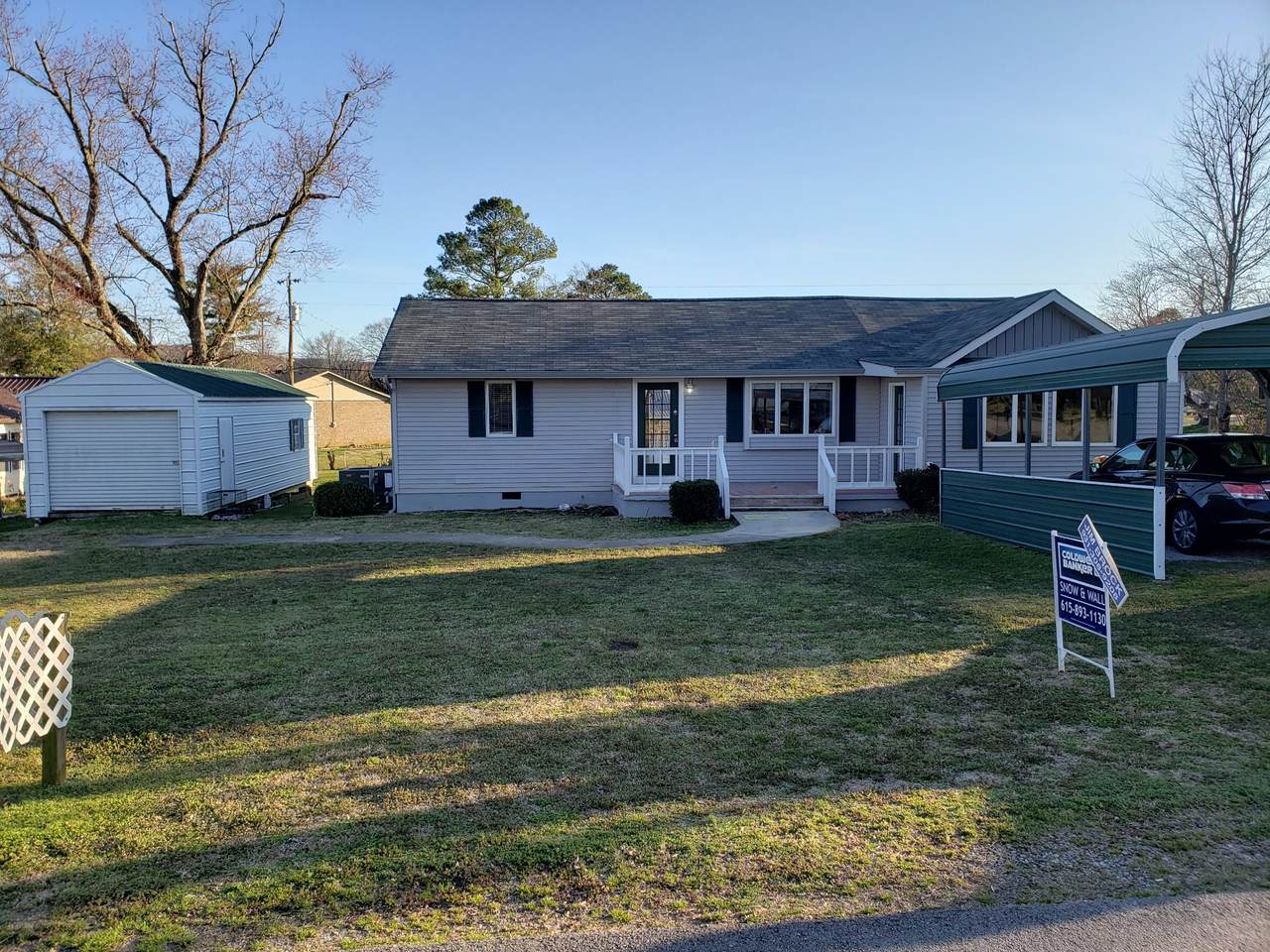 203 Hines St - Photo 1