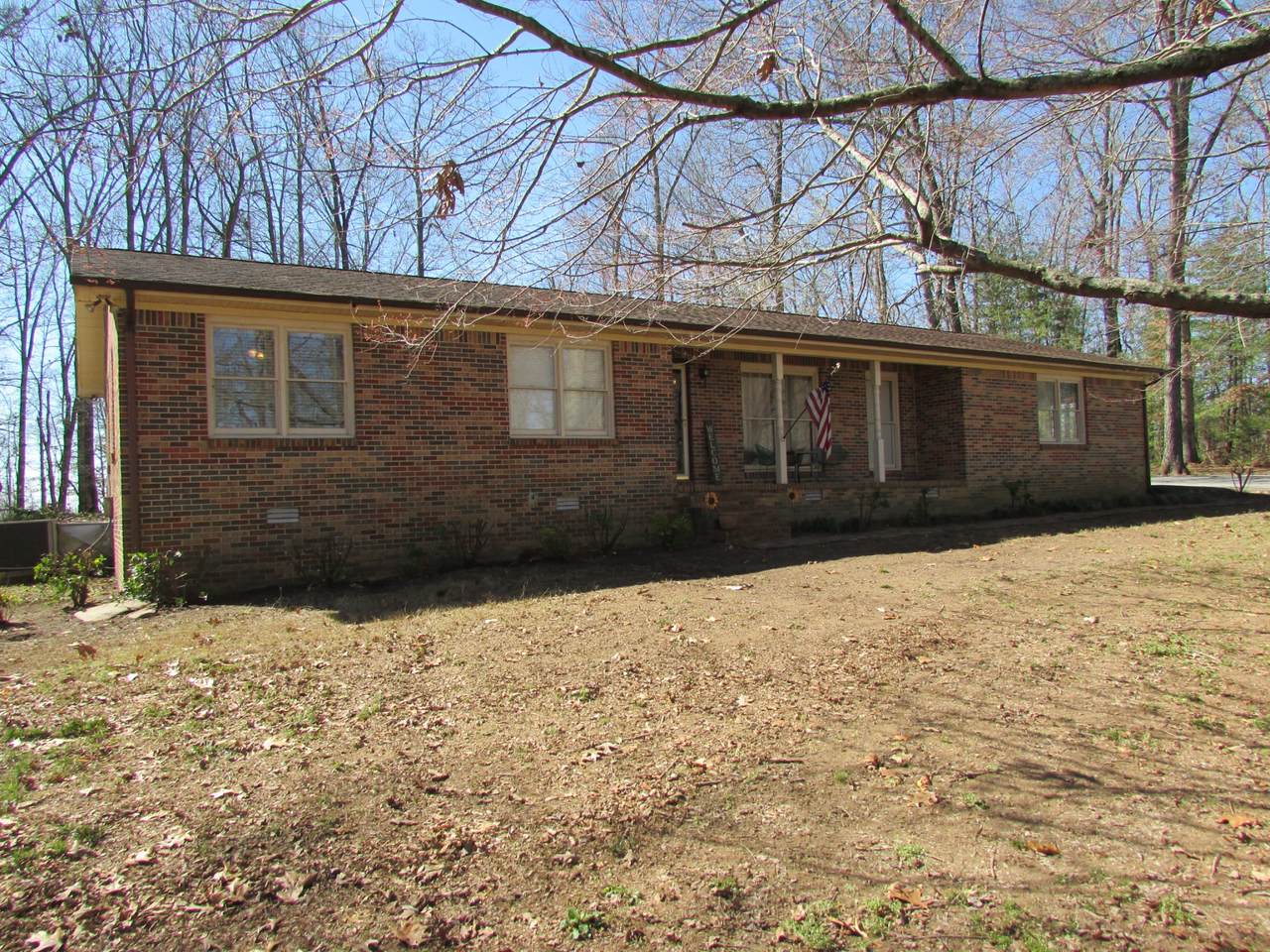 110 Franks Rd - Photo 1