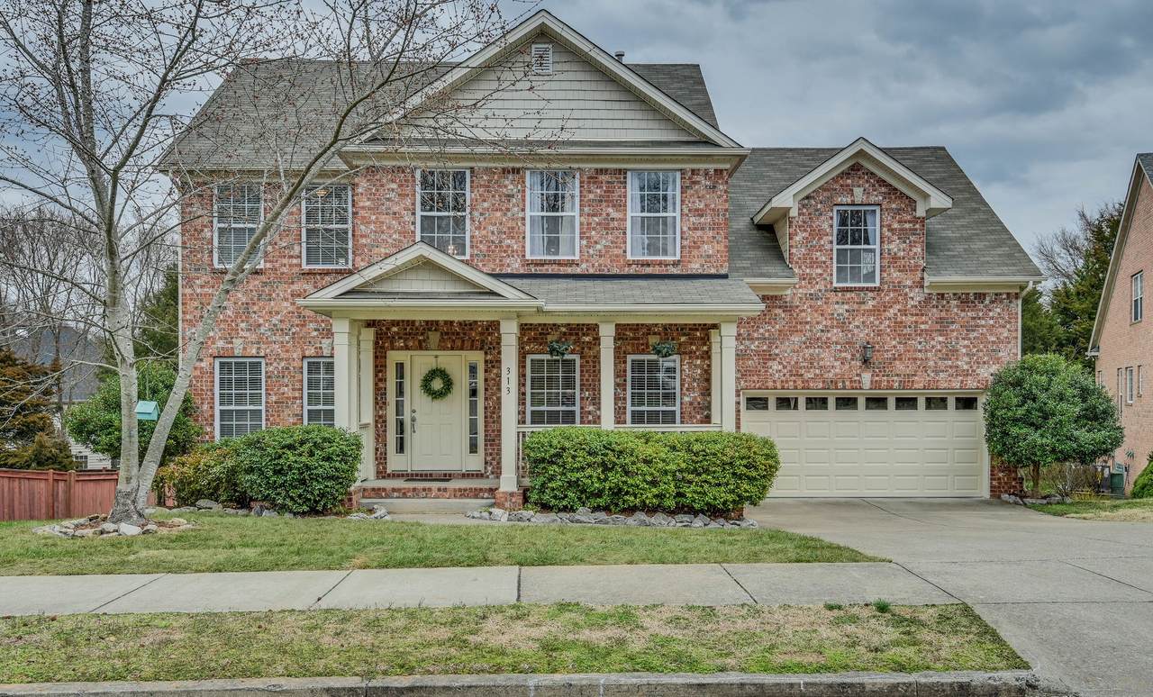 313 Goldenrod Court - Photo 1