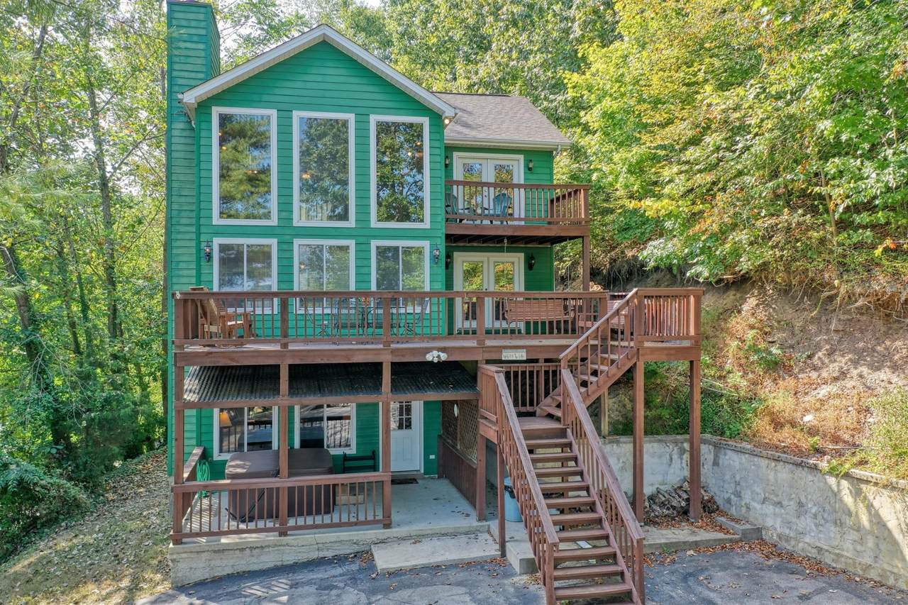 1080 Cherokee Dr - Photo 1