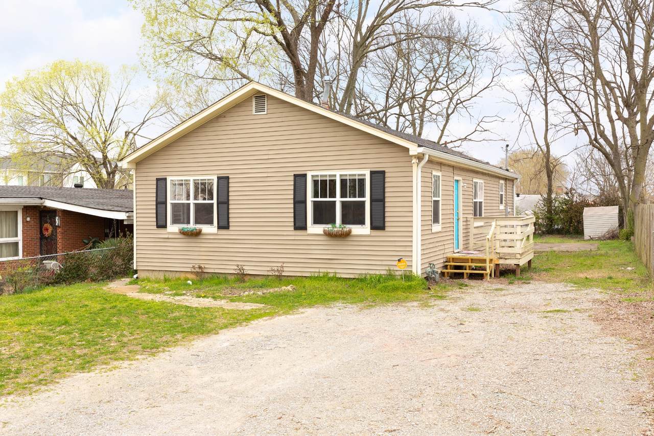 1722 Simpkins St - Photo 1
