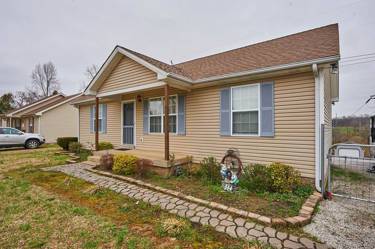 117 Sloan Dr - Photo 1