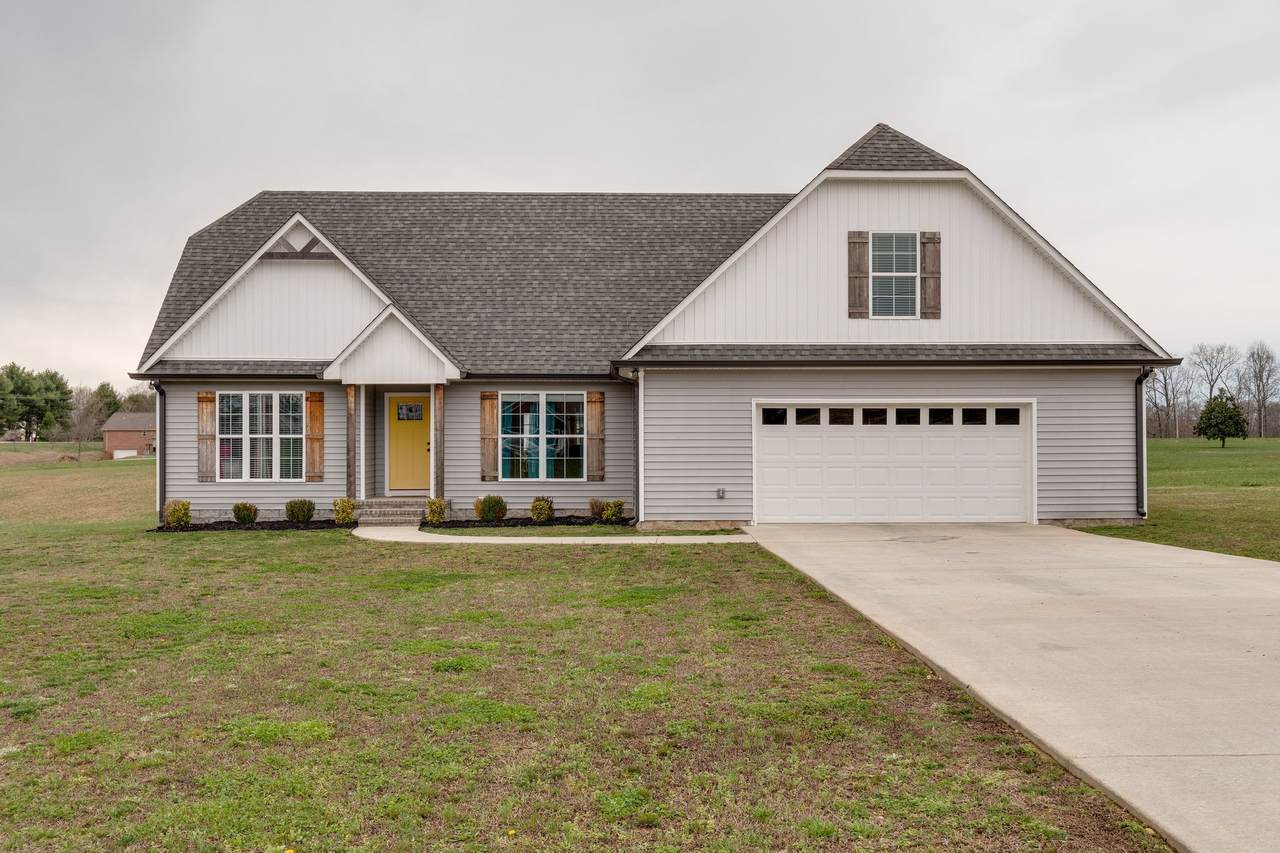 9 Vera Ln - Photo 1