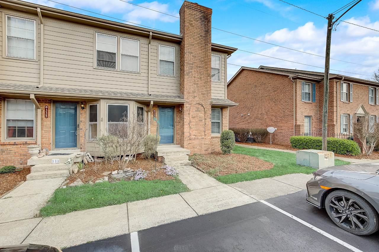 337 Hickory Pl - Photo 1