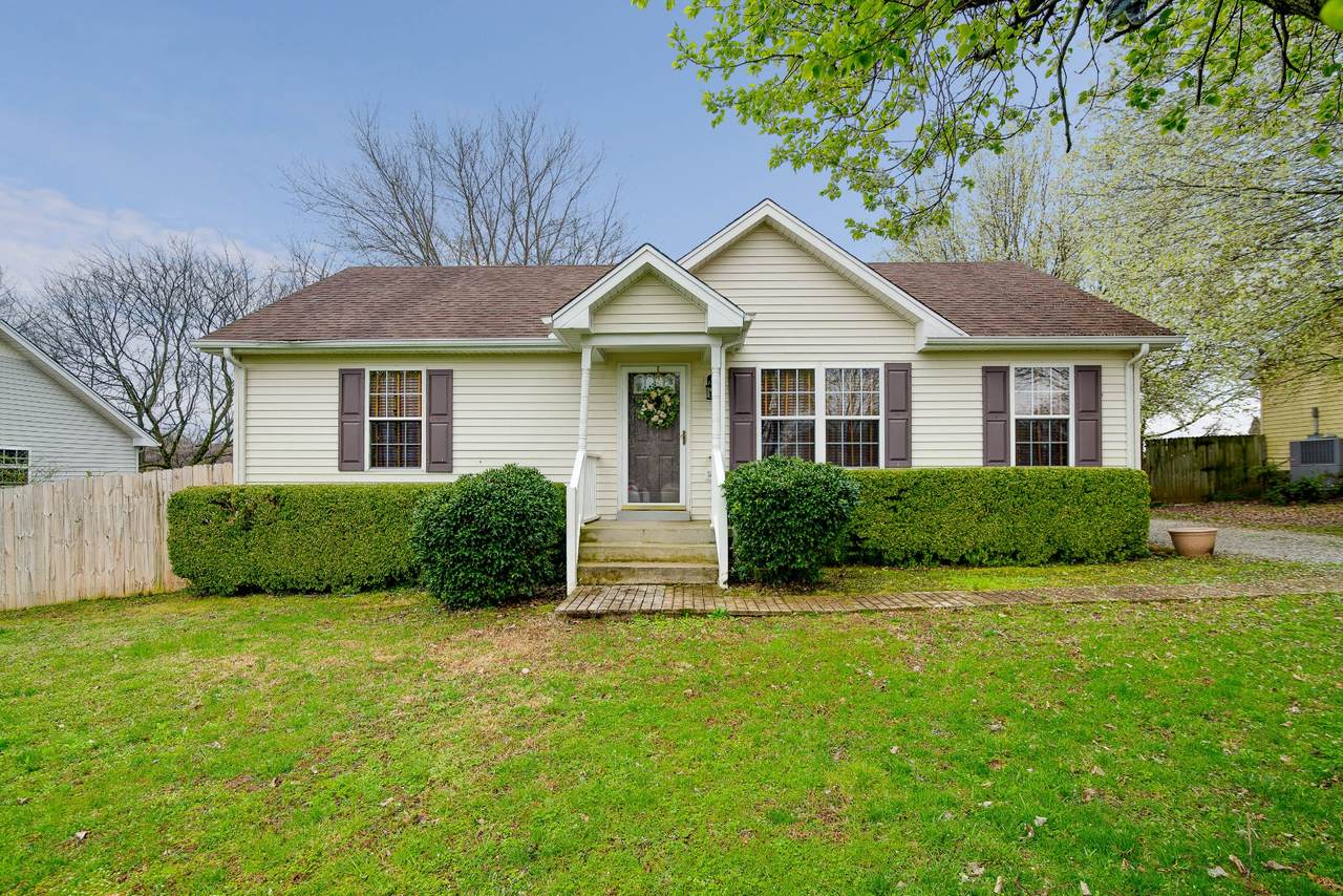 104 Brookside Pt - Photo 1