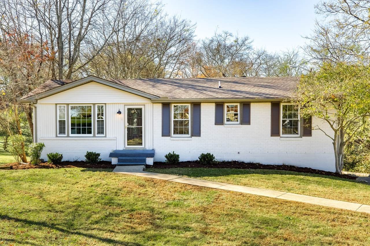 208 Elnora Ct - Photo 1