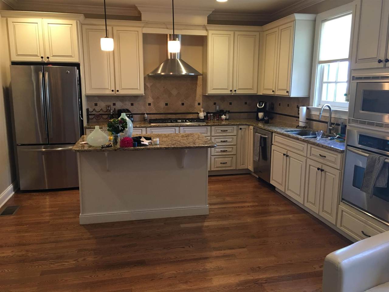 3180 Parthenon Ave - Photo 1 3180 Parthenon Ave - Photo 1