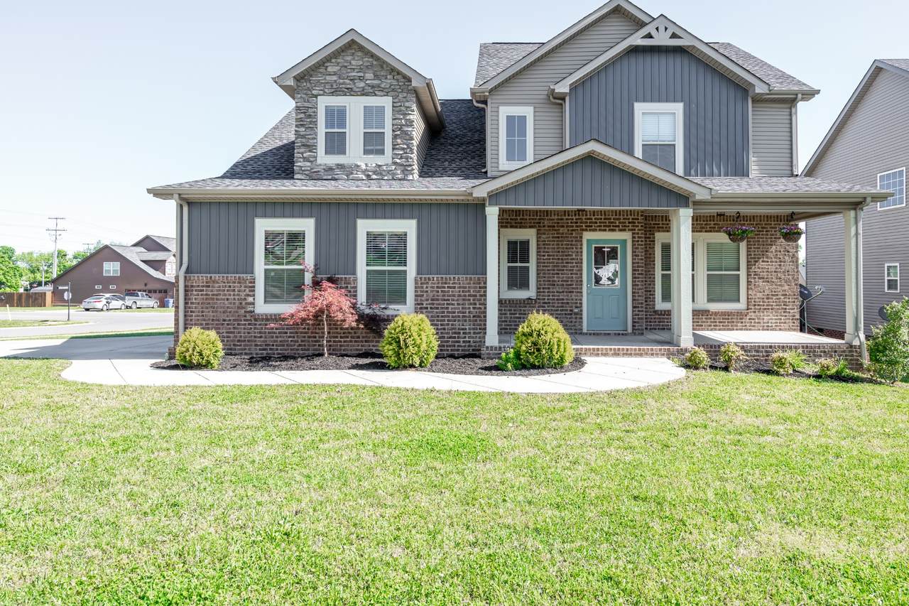1301 Golden Eagle Way - Photo 1 1301 Golden Eagle Way - Photo 1